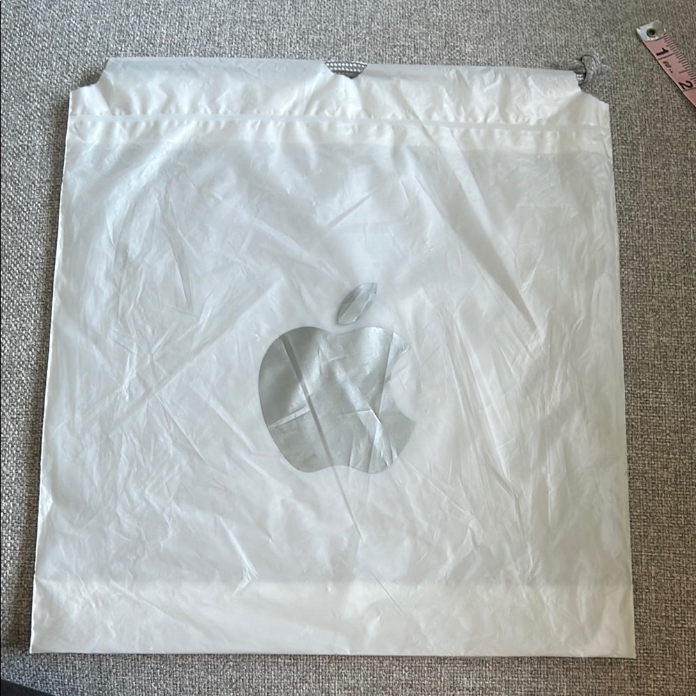 Apple White Shopping Gift Bag